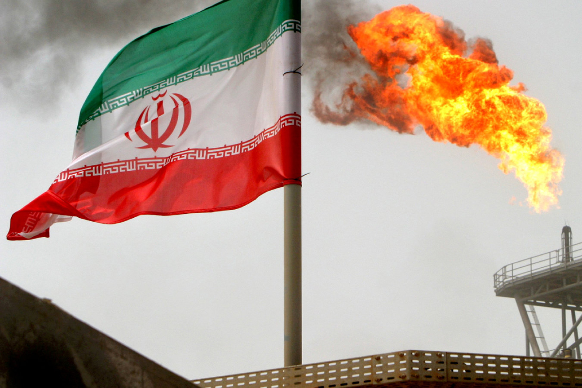 US-Eases-Iran-Oil-Sanctions-Amid-Peace-Talks US-Eases-Iran-Oil-Sanctions-Amid-Peace-Talks