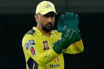 "நான் கேட்கும் வரை எனக்கு அறிவுரை கூற வேண்டாம்" பயிற்சியாளருக்கு நிபந்தனை போட்ட தோனி..!