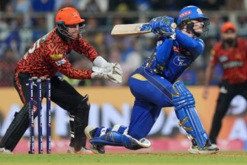 விக்கெட் கீப்பரால் நோ பால் - ஐபிஎல் வரலாற்றில் இதுவே முதல்முறை