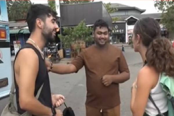 இலங்கையில் நேர்ந்த நெகிழ்ச்சி சம்பவம் ; சுற்றுலா பயணியின் மனதை வென்ற உள்ளூர்வாசி | A Local Resident Who Won The Heart Of A Tourist