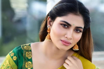 விஜய் சேதுபதி, ஆர்.ஜே. பாலாஜியை தொடர்ந்து முன்னணி பிரபலத்துடன் இணைந்த ஷிவானி.. யார் தெரியுமா