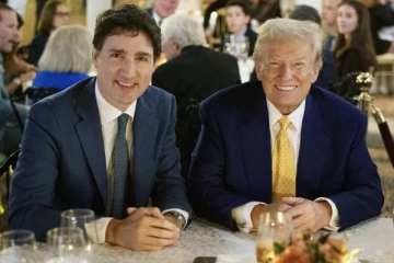 ட்ரம்பின் எச்சரிக்கையைத் தொடர்ந்து அவருடன் உணவருந்திய ட்ரூடோ