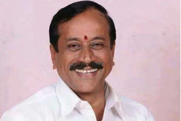 பேரக் குழந்தையுடன் க்யூட்டான புகைப்படத்தை வெளியிட்ட எச்.ராஜா - வைரல்