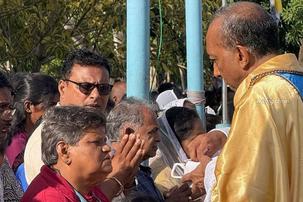 பலத்த பாதுகாப்புடன் நிறைவு பெற்ற ஆவணித் திருவிழா - மடு அன்னையின் ஆசிர்வாதத்திற்காக திரண்ட பக்தர்கள் | Festival Of Mother Madu பலத்த பாதுகாப்புடன் நிறைவு பெற்ற ஆவணித் திருவிழா - மடு அன்னையின் ஆசிர்வாதத்திற்காக திரண்ட பக்தர்கள் | Festival Of Mother Madu