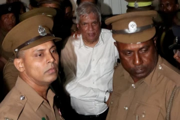 ரணிலுக்கு அதியுச்ச பாதுகாப்பு; ஆயுதங்களுடன் குவிந்துள்ள பொலிஸார்