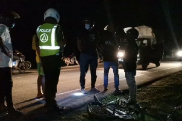 வவுனியா தாண்டிக்குளத்தில் இடம்பெற்ற விபத்தில் முதியவர் படுகாயம்