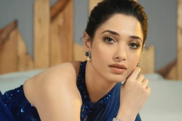 நடிகை தமன்னாவின் அம்மாவை பார்த்துள்ளீர்களா. இதோ பாருங்க