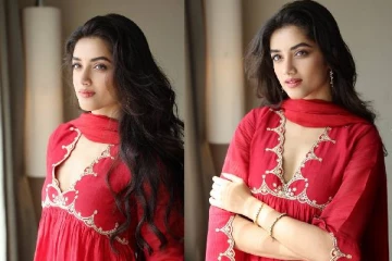 இளசுகளை கவரும் அழகில் நடிகை பாக்யஸ்ரீ போர்ஸேவின் லேட்டஸ்ட் புகைப்படங்கள்