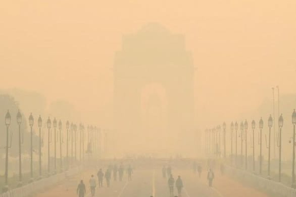 டெல்லியில் மோசமடையும் காற்று மாசு  பொதுமக்கள் கடும் அவதி - தமிழ்நாடு