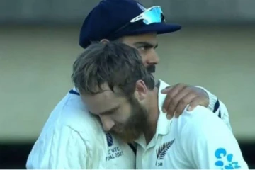 வெற்றிக்கு பின் கோஹ்லியின் மார்பில் சாய்ந்து கூறியது என்ன? வில்லியம்சன் சொன்ன உருக்கமான பதில்