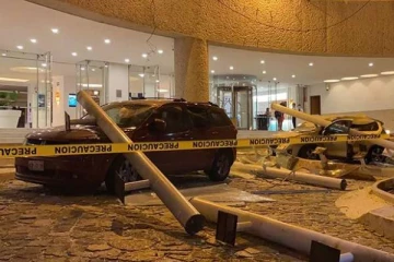 இருளில் மூழ்கிய முக்கிய நகரங்கள்: தவிக்கும் 10 லட்சத்துக்கும் மேற்பட்ட மக்கள்!