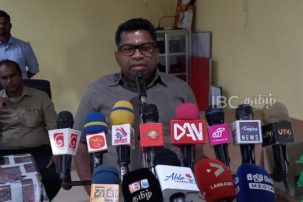 எனது அதிகாரங்களைப் பயன்படுத்தி என்ன நடவடிக்கை வேண்டுமானாலும் எடுப்பேன் - ஆவேசமான பிள்ளையான்! | Batticalo Pillaiyan Sri Lanka Minister Government