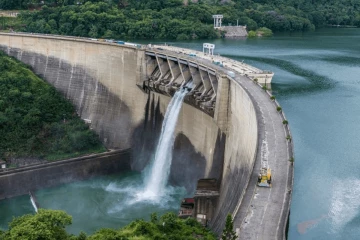 විදුලිය උත්පාදනයට සීමාව ඉක්මවා වික්ටෝරියා ජලාශයේ ජලය අරන්..