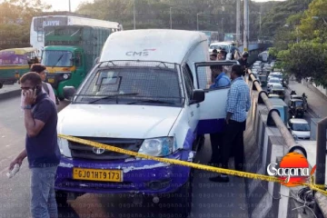 මහ බැංකුවේ නිලධාරීන් වගේ ඇවිත් කෝටි ගාණක් කොල්ලකාලා