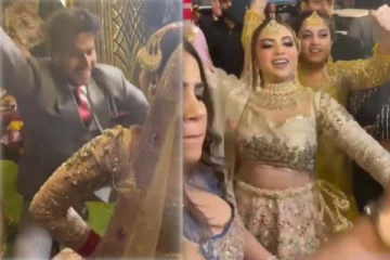 மணமகள் போட்ட குத்தாட்டம்! அவதானித்த மணமகன் செய்த காரியம்