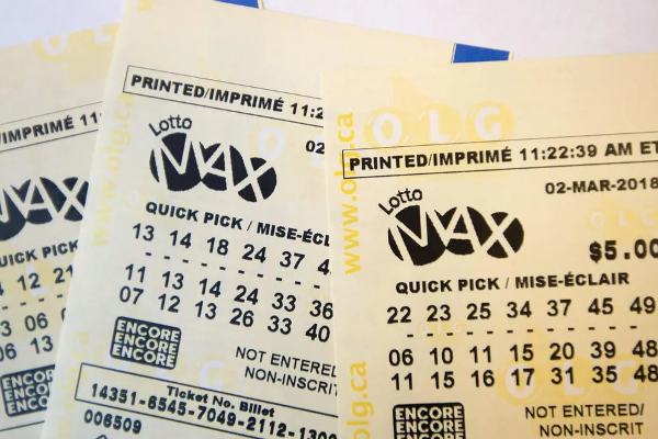யார் அந்த அதிர்ஷ்ட நபர் - மின்னஞ்சலில் ஜாக்பொட் பரிசு..! | Lotto Max Lottery Ticket Winner Lucky 22M Dollars