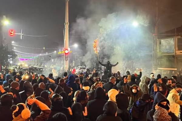 ட்ரம்புக்கு உருக்கமான கோரிக்கை வைத்துவிட்டு உயிரை மாய்த்துக்கொண்ட ஈரானியர் | Iranian Video Appeal To Trump Before