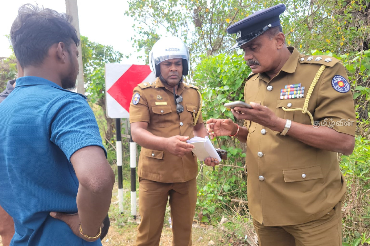 யாழில் இடம்பெற்ற கோர விபத்து - தாயும் மகளும் பலி | Mother And Daughter Die Vehicle Accident Jaffna