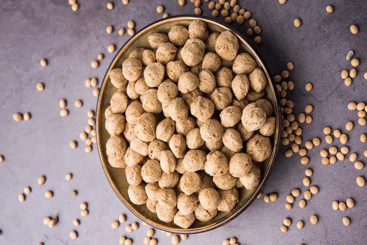 முடி அடர்த்தியாக வளர வேண்டுமா? இந்த உணவுகளை கட்டாயம் எடுத்துக்கோங்க | Foods That Helps Your Hair Grow Thick முடி அடர்த்தியாக வளர வேண்டுமா? இந்த உணவுகளை கட்டாயம் எடுத்துக்கோங்க | Foods That Helps Your Hair Grow Thick