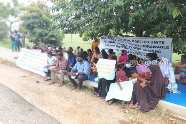 வடக்கு கிழக்கு ஒருங்கிணைப்பு குழுவின் கவனயீர்ப்பு போராட்டத்தின் இரண்டாம் நாள்(Photos) | North East Coordination Committee Strike