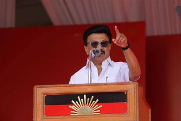ஸ்டாலின் தொடரட்டும்.. தமிழ்நாடு வெல்லட்டும்: திமுக பாடல் வெளியானது