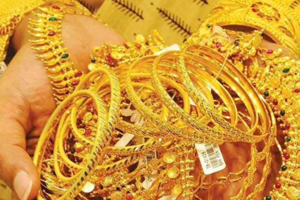 நகை பிரியர்களுக்கு இன்ப அதிர்ச்சி! இன்று தங்கம் விலை சரிவு: காரணம் என்ன? | Today Gold Rate October 10 2022 In Tamil