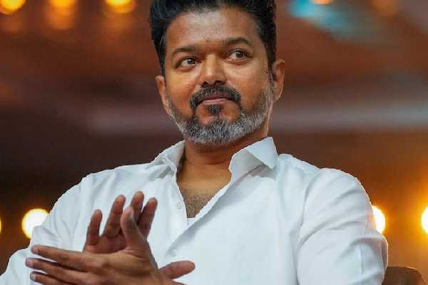 விஜய் கூப்பிட்டாலும் அரசியலுக்கு செல்லமாட்டேன்!! பிரபல நடிகை ஓபன் டாக்.. | If Vijay Invites Me No Intention Entering Politics