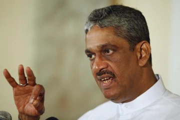ஐ.ம.சக்திக்குள் குழப்பமா? பதவி விலகுவதாக பொன்சேகா எச்சரித்துள்ளதாக தகவல்