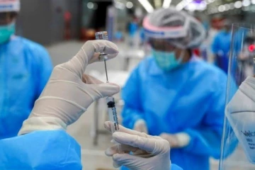 இலங்கையில் அதி கூடிய தடுப்பூசிகள் நேற்றைய தினம் ஏற்றப்பட்டுள்ளது