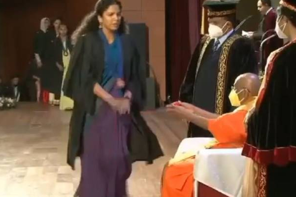 முருத்தெட்டுவே தேரரை அவமானப்படுத்திய மாணவர்கள் தொடர்பில் விடுக்கப்பட்டுள்ள வலியுறுத்தல்! - ஐபிசி தமிழ்