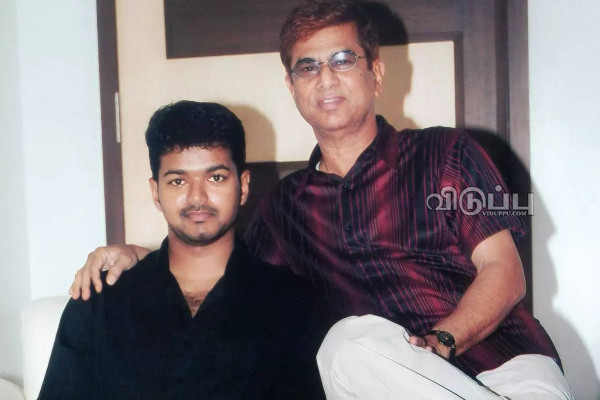 ஆணவத்தில் விஜய்யை வெறுத்து ஒதுக்கிய பிரபல இயக்குனர்!! விஜய்யை காப்பாற்றி தூக்கிவிட்ட எஸ் ஏ சந்திரசேகர்.. | Sac Revealed About Top Directors Reject Vijay