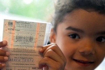 9 யூரோக்களில் இனி நாடு முழுவதும்..!ஜெர்மனி அரசின் அதிரடி அறிவிப்பு