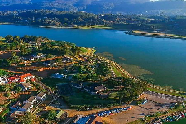 நுவரெலியாவை சிறந்த சுற்றுலா தலமாக மாற்றியமைக்கும் வேலைத்திட்டம் : அதிபர் விடுத்துள்ள பணிப்புரை | Plans To Develop Nuwara Eliya District Ranil