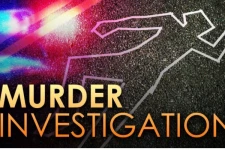 விடுதி குளியலறையினுள் மர்மமாக உயிரிழந்த நபரின் சடலம் மீட்பு - பெண்ணுடன் வந்த குழு யார்?