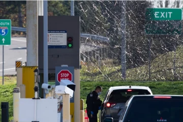 கனடிய எல்லையில் ஏதிலிகள் எண்ணிக்கை அதிகரிப்பு!