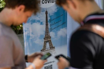 பிரான்சுக்கு செல்ல தன் குடிமக்களுக்கு எச்சரிக்கை விடுத்துள்ள பிரபல நாடு