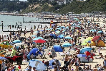 ஐரோப்பாவில் வெப்ப அலையில் சிக்கி 15,000 பேர் பலி