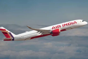 ஏர் இந்தியா விமானத்தில் பரபரப்பு ; விமானியின் அறையை திறக்க முயன்ற பயணி