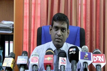 கிளிநொச்சியில் 20 - 30 வயது பிரினருக்கு முதற்கட்ட தடுப்பூசி ஏற்றும் பணி