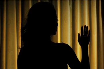 பாலியல் தொழில் ஈடுபட்ட பிரபல நடிகைகள் - கையும் களவுமாக பிடித்த போலீசார்