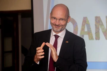 இலங்கை மக்களின் அமைதியான போராட்டம் ஜேர்மன் மக்களை நினைவுபடுத்துகிறது: ஹோல்கர் சீபர்ட் (Photos)