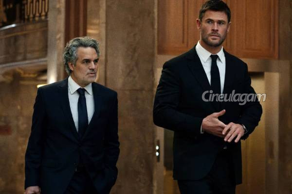 Crime 101 திரை விமர்சனம் | Crime 101 Movie Review