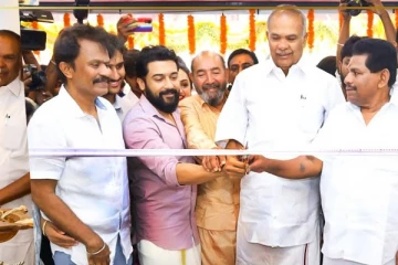 Suriya 42 லுக்கில் வந்த சூர்யா.. ஹரியின் Good Luck Studios தொடக்க விழா