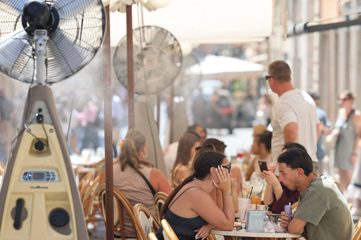 வெப்ப அலையால் தகித்து வரும் ஐரோப்பிய நாடுகள் | European Countries Sweltering In Heatwave