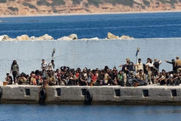 அதிகரிக்கும் அகதிகள் வருகை: அதிரடி நடவடிக்கையை கையில் எடுத்த ஐரோப்பிய நாடு