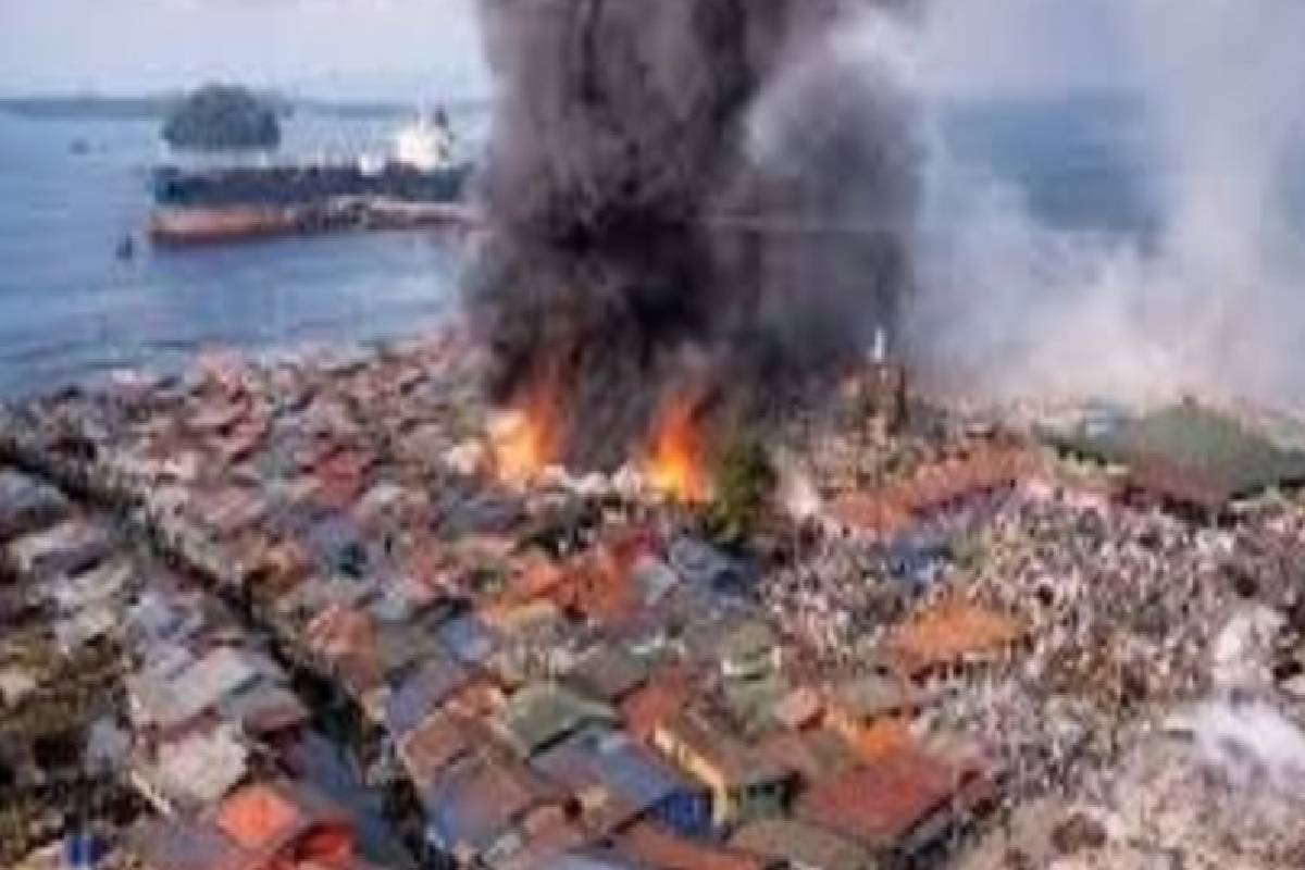 மலேசியாவில் ஏற்பட்ட தீ விபத்தில் 200 வீடுகளுக்கு சேதம் | 200 Houses Damaged In Fire In Malaysia