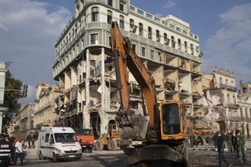 ஏரிவாயு கசிவினால் புகழ்பெற்ற நட்சத்திர ஹோட்டலில் பயங்கர வெடிவிபத்து: 22 பேர் பலி!