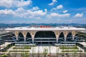 மணிக்கு 16,000 பயணிகள்... உலகிலேயே மிகப்பெரிய ரயில் நிலையம்: மிரளவைக்கும் அதன் செலவு