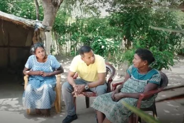 உதவ யாருமின்றி தனிமையில் வாழும் சகோதரிகள்! துயர வரலாறொன்றின் நடமாடும் சாட்சியங்கள் (VIDEO)