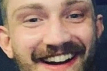 அவசர உதவி கேட்டு 100 முறை அழைப்பு விடுத்த பிரித்தானியருக்கு ஏற்பட்ட துயரம்: கடைசியாக கூறிய வார்த்தை